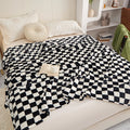 New Checkered Flannel Blanket Thick Milk Fleece Coral Fleece Throw Soft Warm Nap Blanket Sofa Blanket Gift Blanket